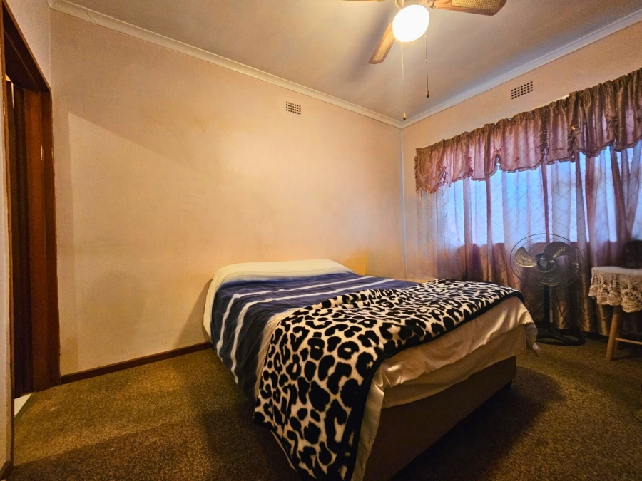 4 Bedroom Property for Sale in Windsor Park Estate Western Cape